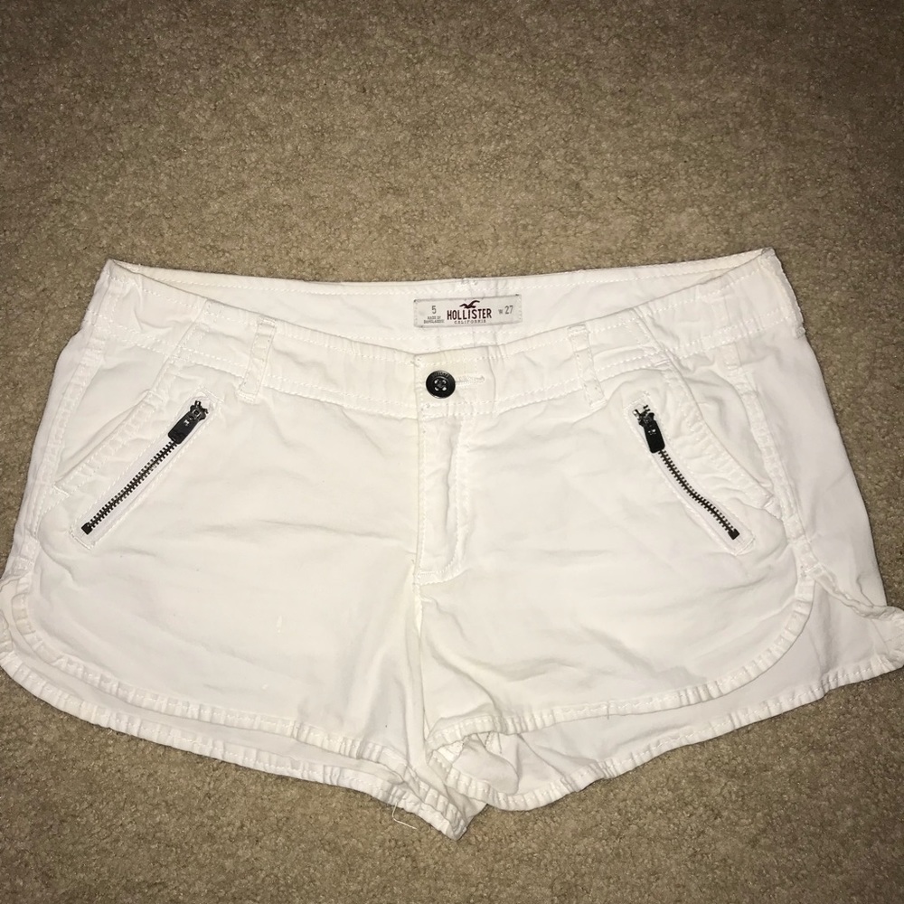 Hollister shorts (size 5)